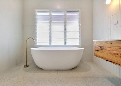 Grevillea House Bathroom with Breezway Louvre Windows