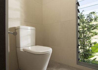 Melalueca House Ventilated Bathroom with Breezway Louvres