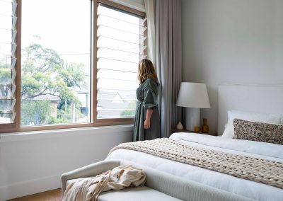 Optimise outdoor views using Breezway Louvres and fixed glass combinations