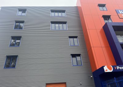 Customise your Breezway Louvres into various configurations for natural light and ventilation