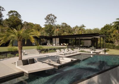 Exterior view of Blackwood Doonan featuring Breezway Louvres